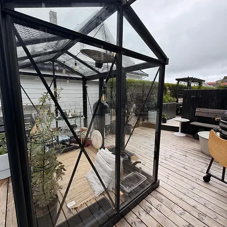 Family Home W Hot Tub & Garden Close To Stavanger Casa de Férias *