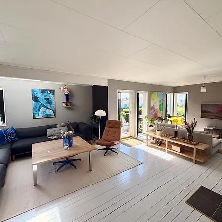 Family Home W Hot Tub & Garden Close To Stavanger